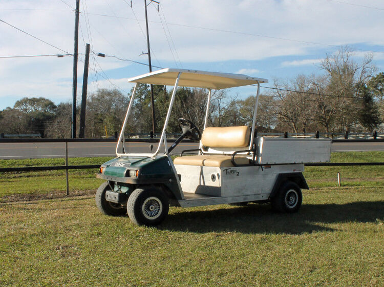 2 PASSENGER WITH BIG UTILITY BED